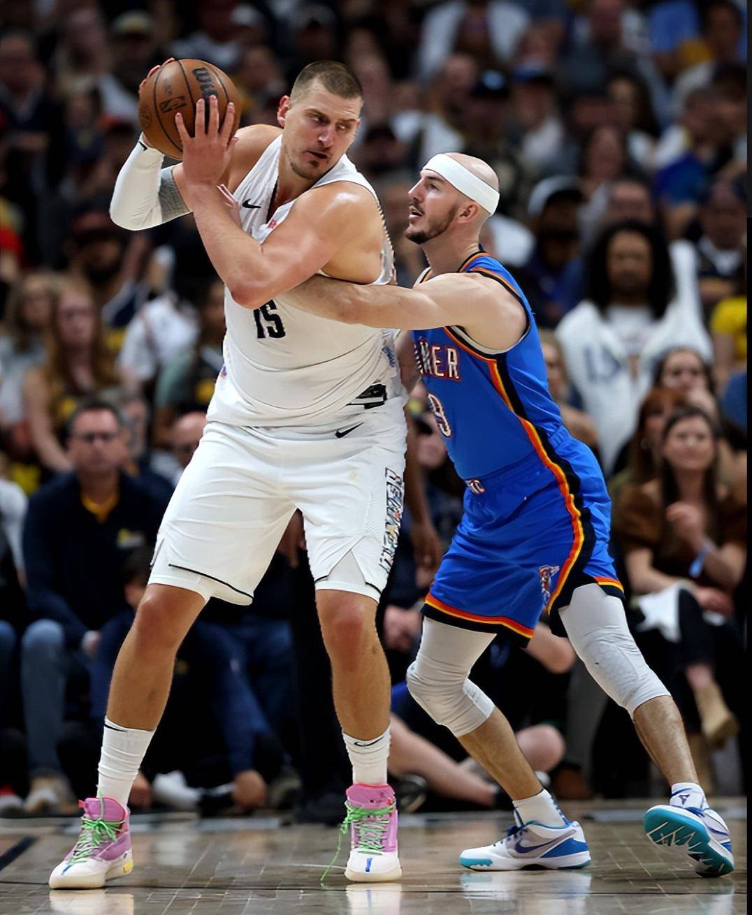 例如某年轻 例如某年轻